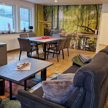 Ferienwohnung Vier Pfoten ヴィリンゲン エクステリア 写真