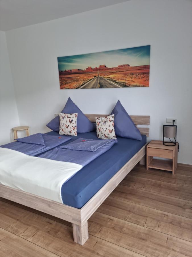Ferienwohnung Vier Pfoten ヴィリンゲン エクステリア 写真